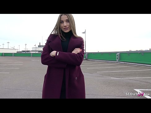 ❤️ DUITSKE SCOUT IS IN DREAM AAN STAAL, PARKERINGSLOT TELLTALE EN SEXY FOAR JELD ❤️ Porno by wy